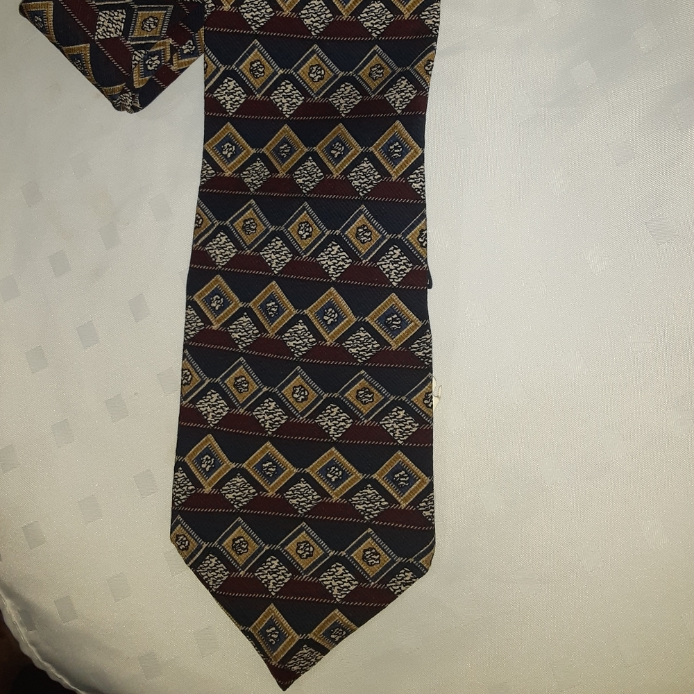 Mens tie